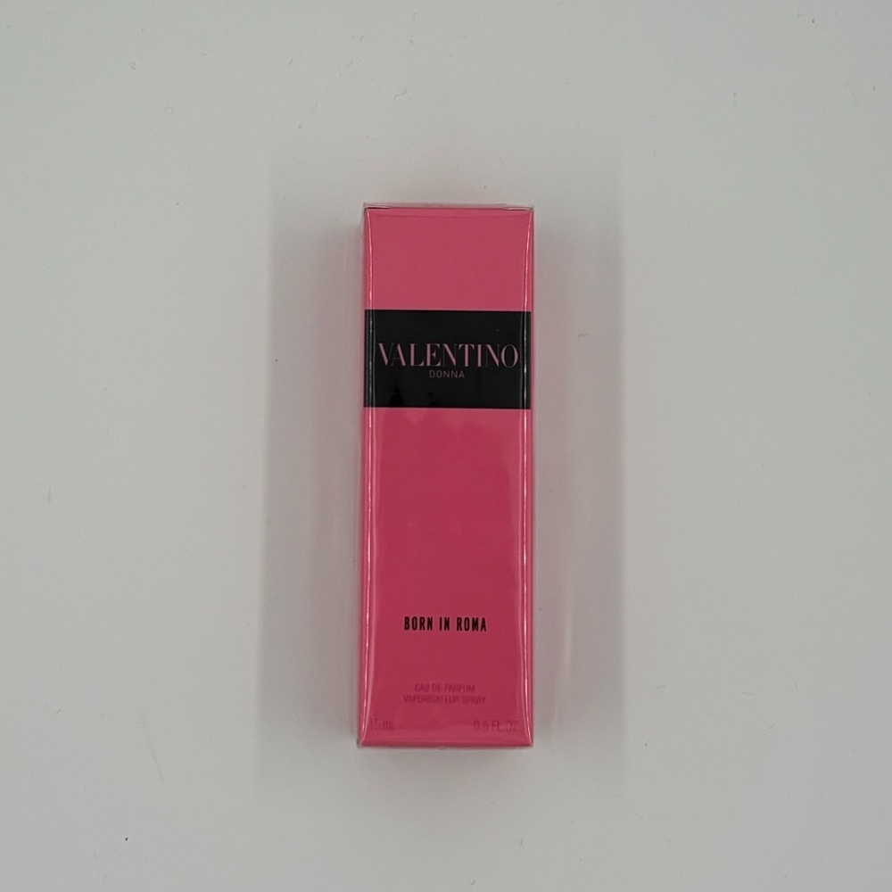 NWT Valentino Donna Born in Roma EDP luxury gift travel sealed spray 15ml